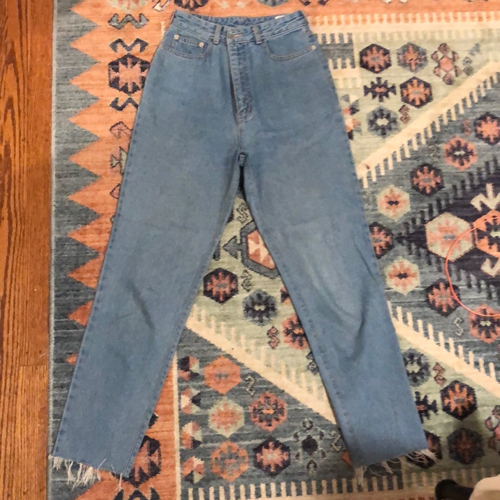 Vintage thrifted high waisted mom jean